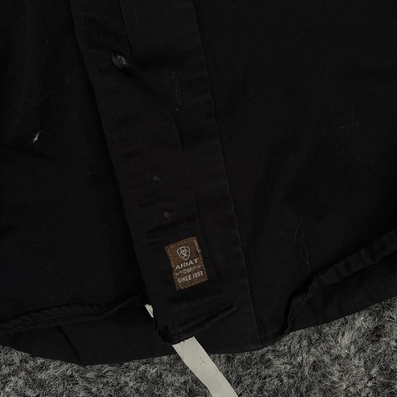 Ariat Men's Black button up - Picture 4 of 5